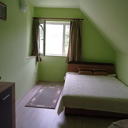 Quo Vadis Apartman Гостевой дом